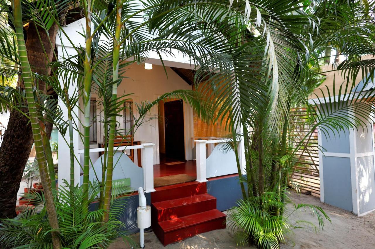 פאלולם Temple Garden Seaside Cottages מראה חיצוני תמונה