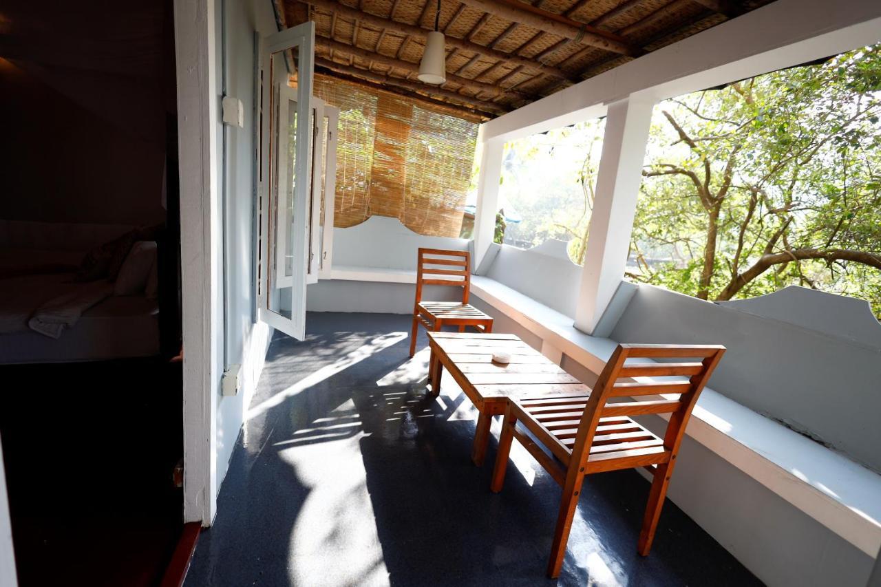 פאלולם Temple Garden Seaside Cottages מראה חיצוני תמונה